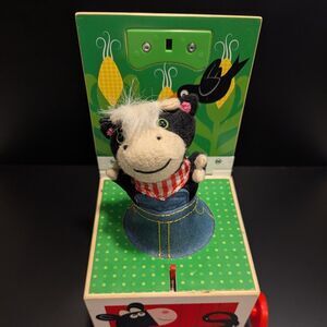 Melissa & Doug Wooden Farm Jack in the Box #9303 Pre-Loved Ages 1+